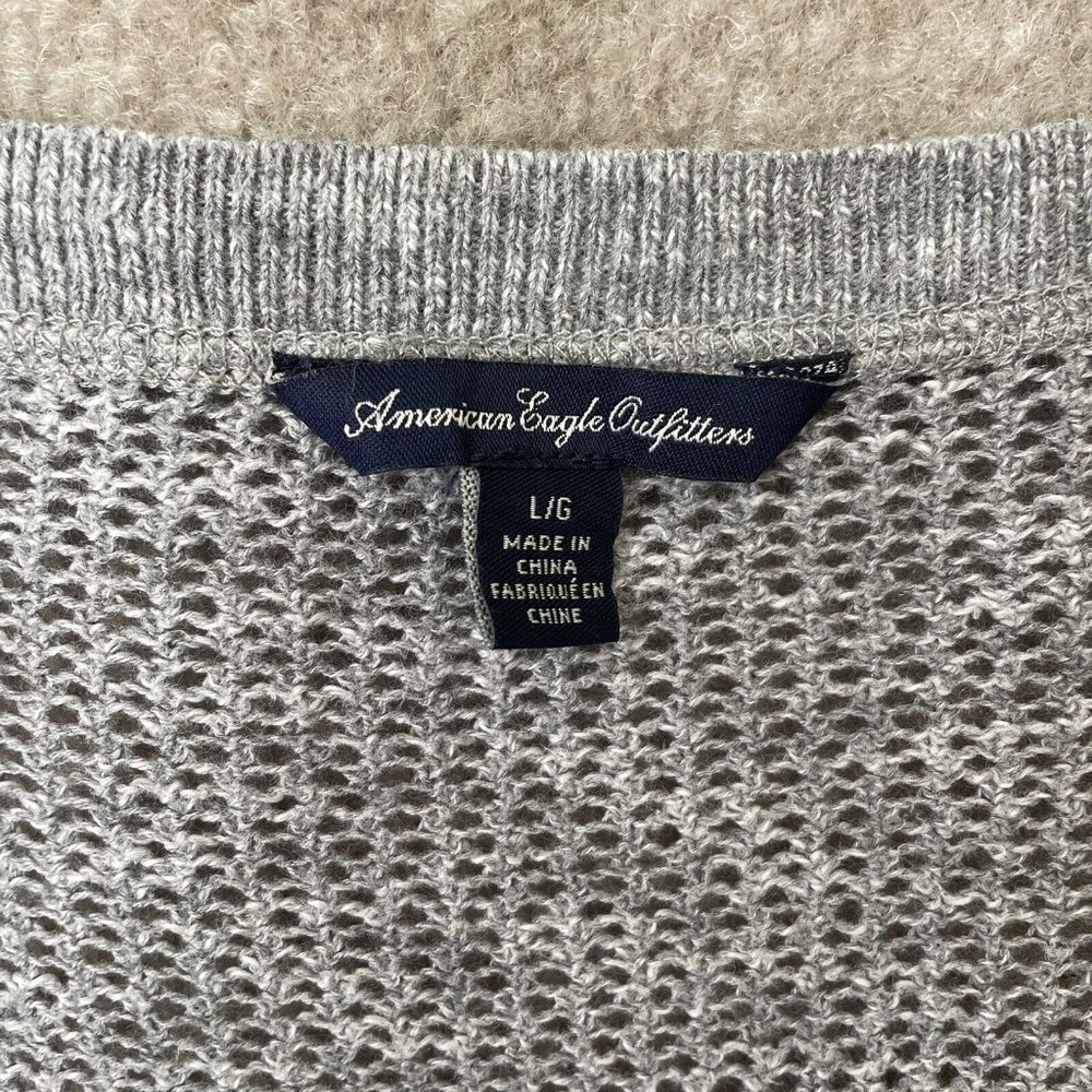 American Eagle Sweater Womens Large Grey Open Knit 3/4 Sleeve Lightweight Top - Picture 3 of 7